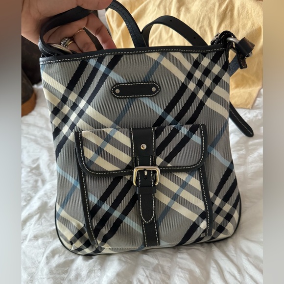 EUC!Burberry blue label shoulder/crossbody bag! Great condition! - Picture 15 of 15